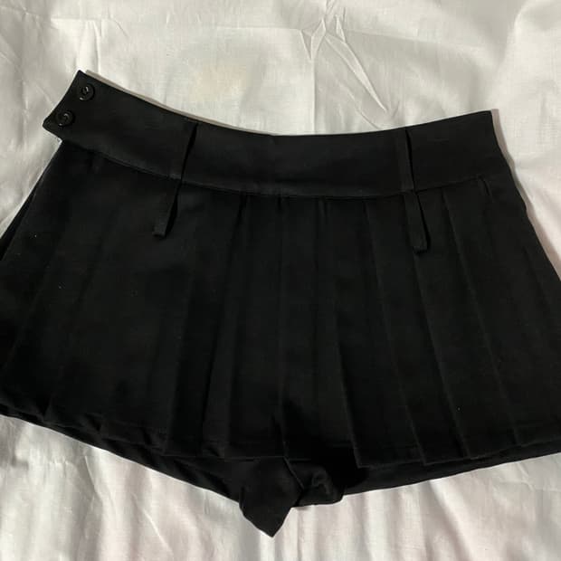 벨트 플리츠 치마바지