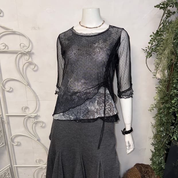 Charcoal ethnic paisley mesh shirring bl