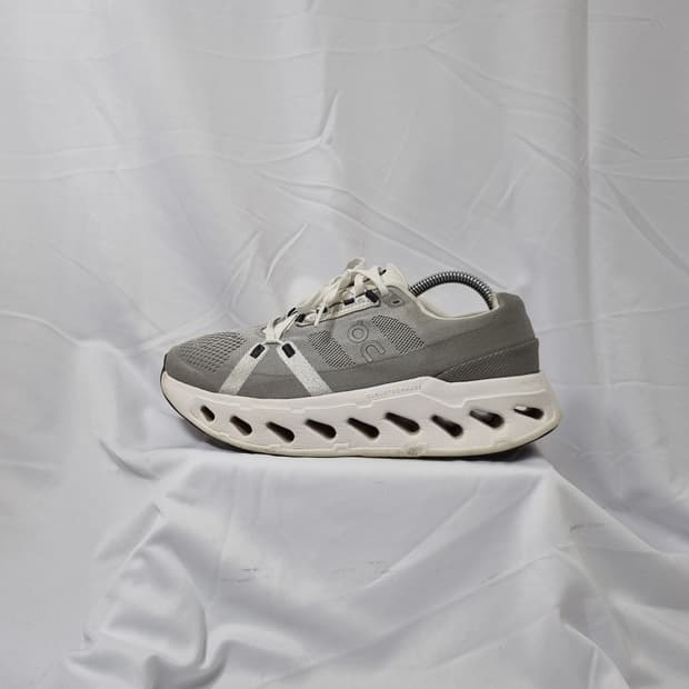 265 온 러닝 클라우드 이클립스 알로이 화이트