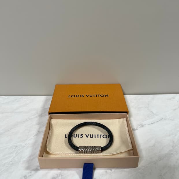 루이비통 컴퍼짓 팔찌