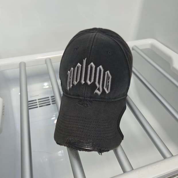 발렌시아가 볼캡