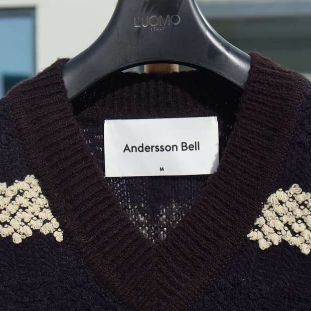 앤더슨벨 니트 베스트