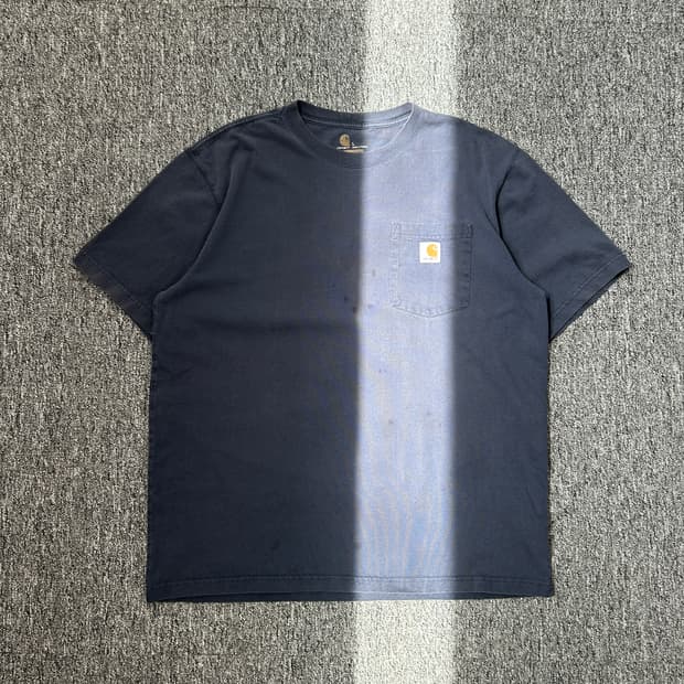칼하트 오리지널핏 네이비 포켓 반팔티셔츠