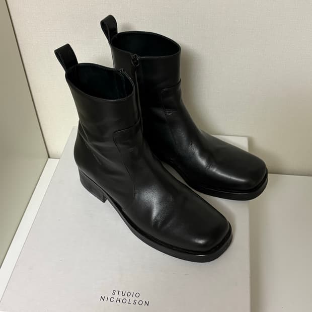 스튜디오 니콜슨 스퀘어 첼시 부츠 38 블랙