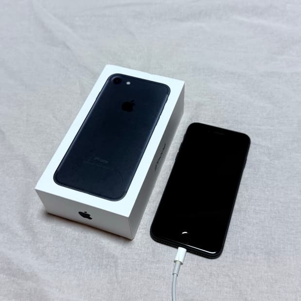 아이폰 7 매트블랙 128GB
