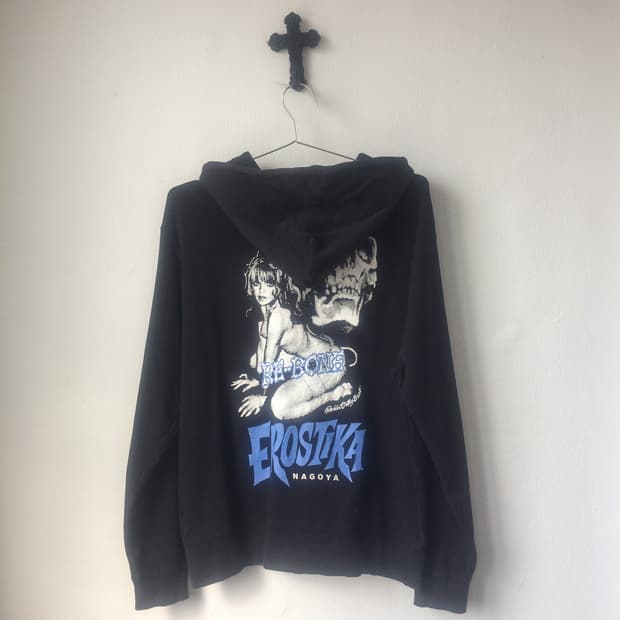 Back printing point hood zip up