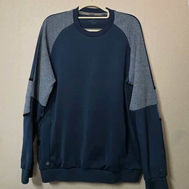 아디다스 스판  네이비/회색 긴팔 티셔츠  기모없음 사이즈 95 오버핏