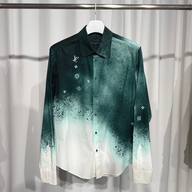 (L) 루이비통 모노그램 스프레이 셔츠