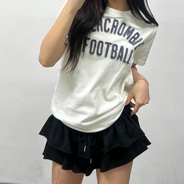 아베크롬비 y2k 화이트 올드스쿨 반팔 티셔츠(M)