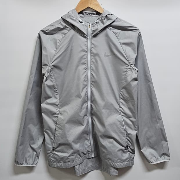 나이키 여성 러닝 바람막이 M