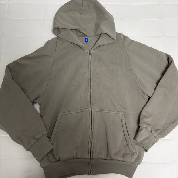 이지 후드집업 그레이 S 판매합니다