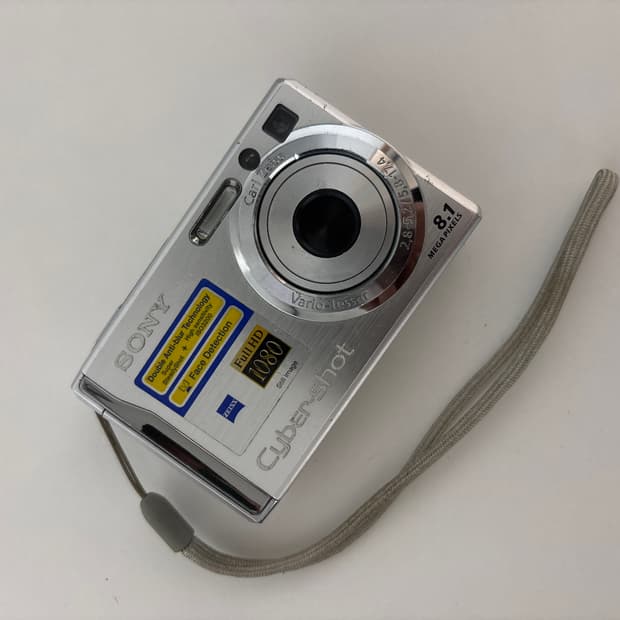 소니 사이버샷 DSC-W90