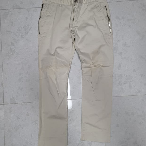 솔리드옴므 스키니 치노팬츠 허리28~30 상태극상

48표기 남성 허리2