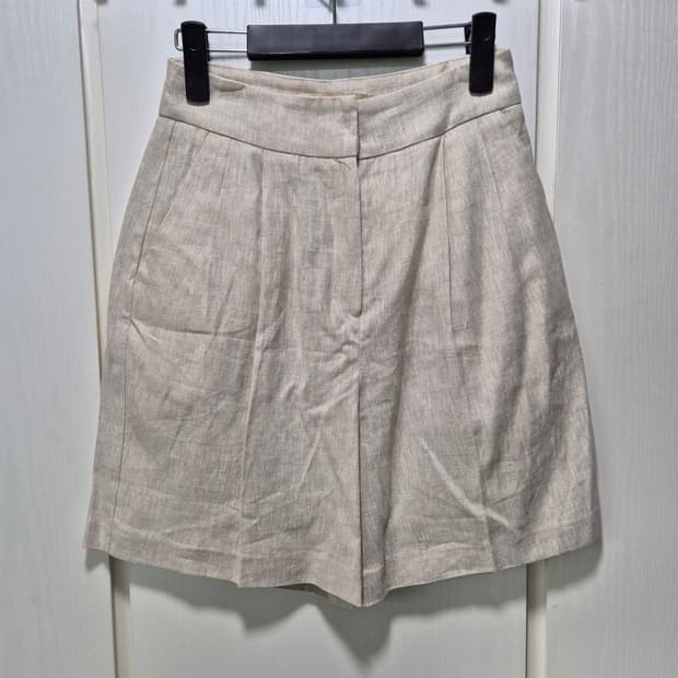 NAIN 베이지 린넨 반바지