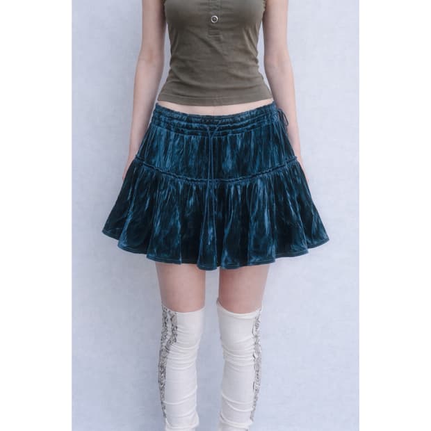 호수의 푸름 스커트