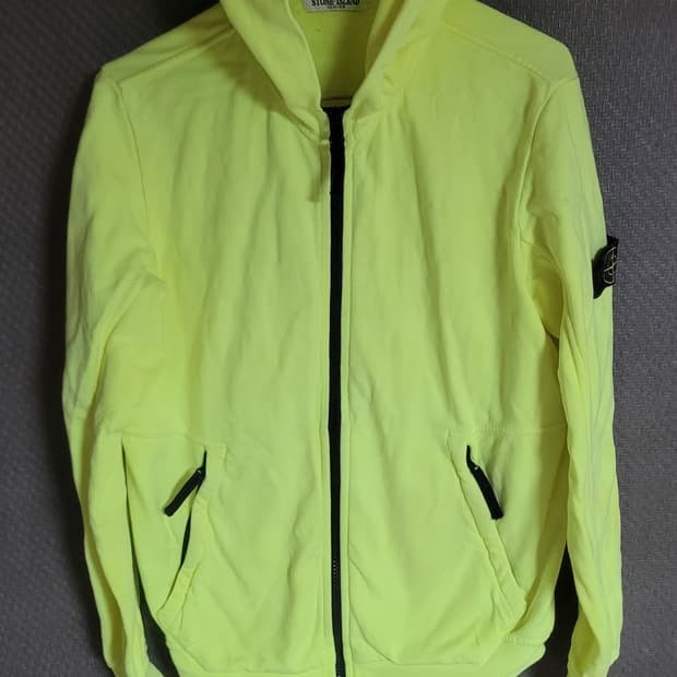 스톤아일랜드 주니어 후드