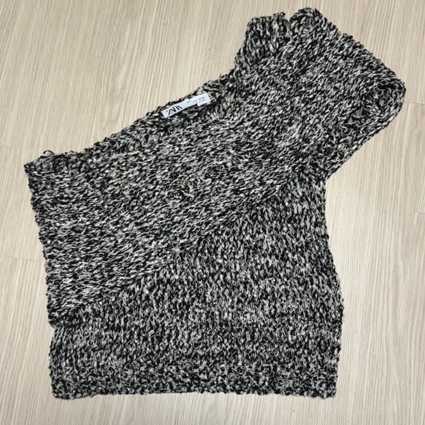 자라 원숄더 니트