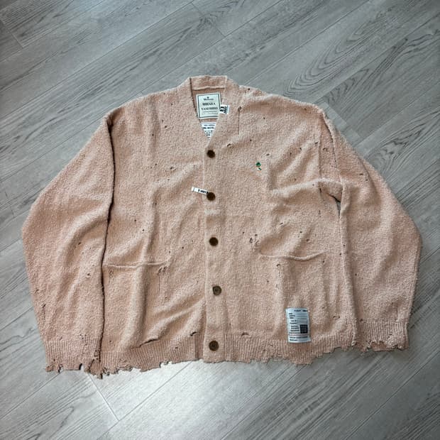 [36] 미하라야스히로 디스트레스 가디건