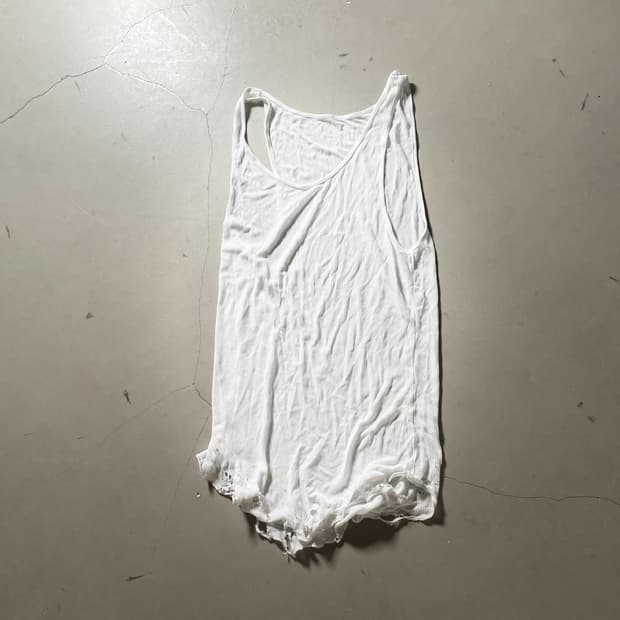 KZ ATELIER Ribbed Distressed Tank Top
