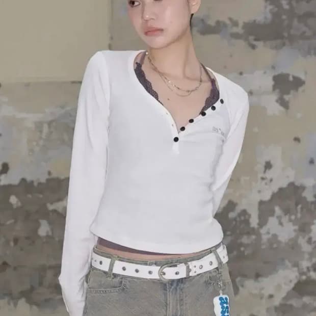 애즈온 이지버튼롱티 화이트