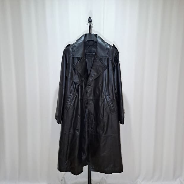 (새제품) 양가죽 더블버튼 트렌치코트 115 B30