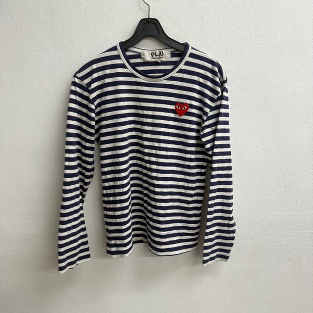 꼼데가르송 스트라이프 하트 와펜 롱슬리브 S