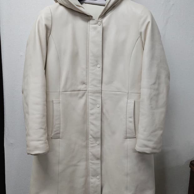 셀렙샵  아이보리 후드 양가죽 롱 구스패딩 코트  55