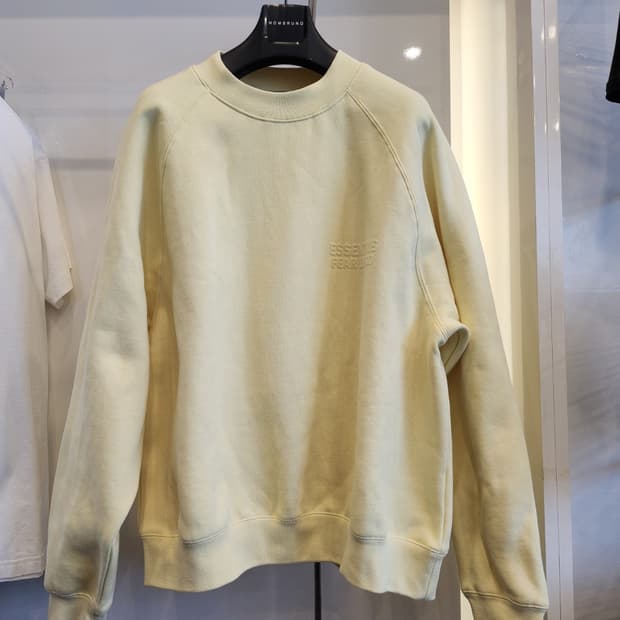 피오갓 에셴셜 크루넥 스웨트S(최상급)