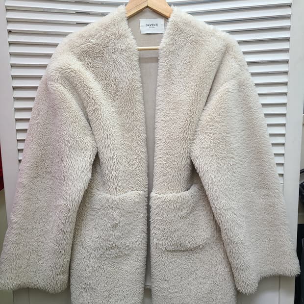 드벤티 서울 퍼 코트