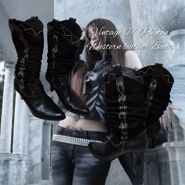 Vintage 07 Phyton Western leather Boots