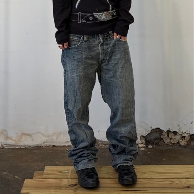 Levi’s 506 스탠다드 블랙 페이드 데님