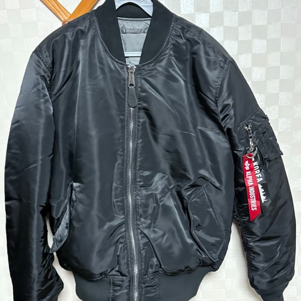 알파 인더스트리 ma-1 블랙/건메탈