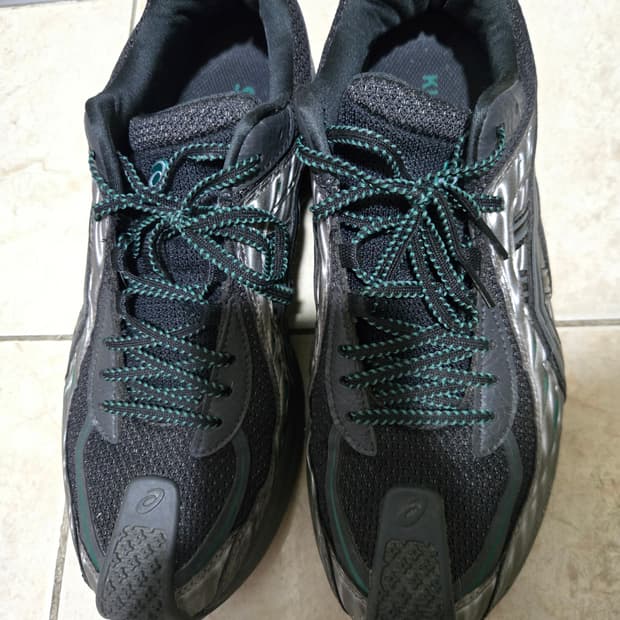 아식스 x 키코 코스타디노브 젤 플라메 260