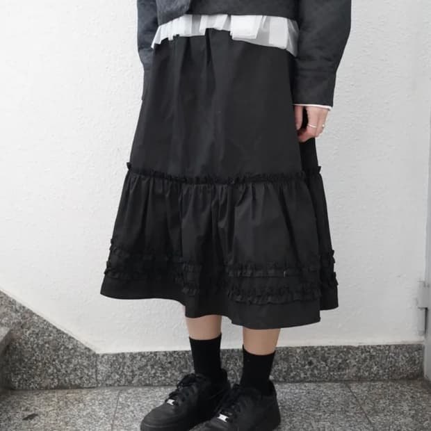 피에브레 프릴 미디 스커트 