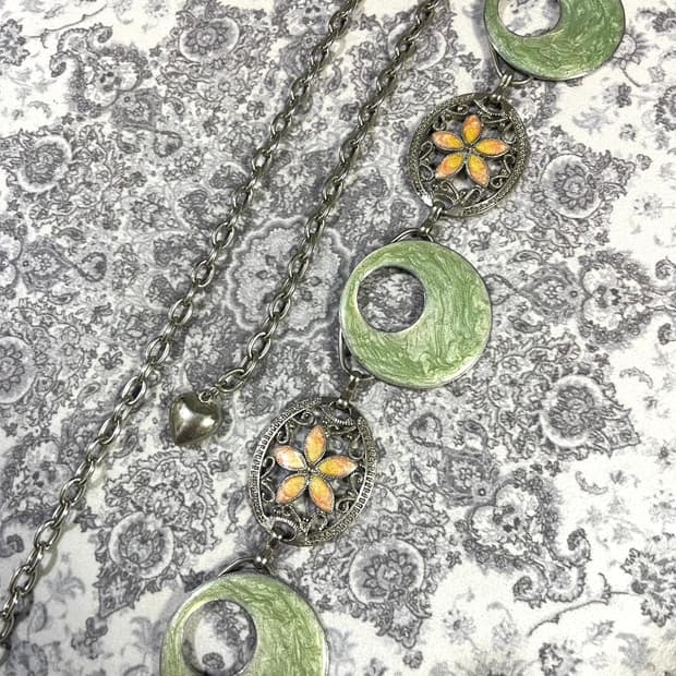 오리엔탈 플라워 엔틱 체인 벨트