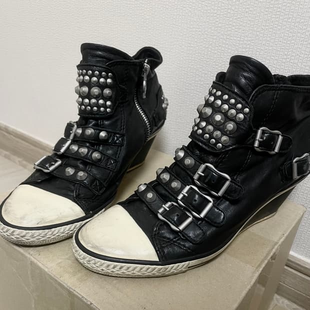 Ash 스터드 웨지힐 스니커즈