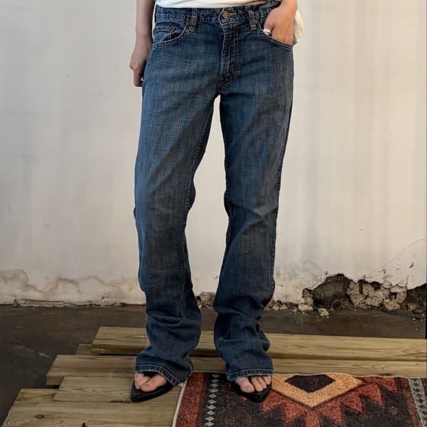 Levi’s 517 부츠컷 데님 팬츠