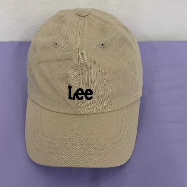 Lee 리 스몰 로고 베이지 볼캡 os
