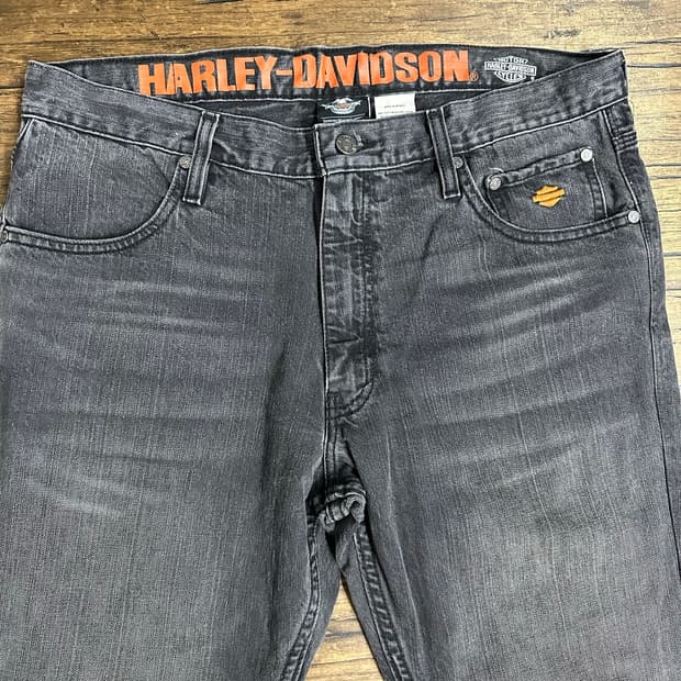 할리데이비슨(HARLEY-DAVIDSON) 빅로고 블랙 워시드 데님 팬츠
