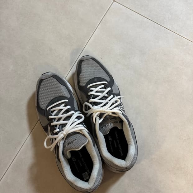 뉴발란스 x 꼼데가르송옴므 860V2