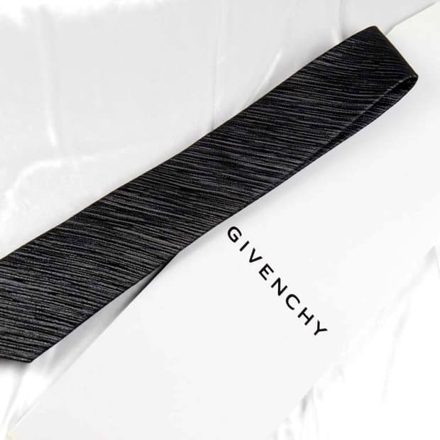 지방시 6.8cm S등급 신형 남자 명품 넥타이