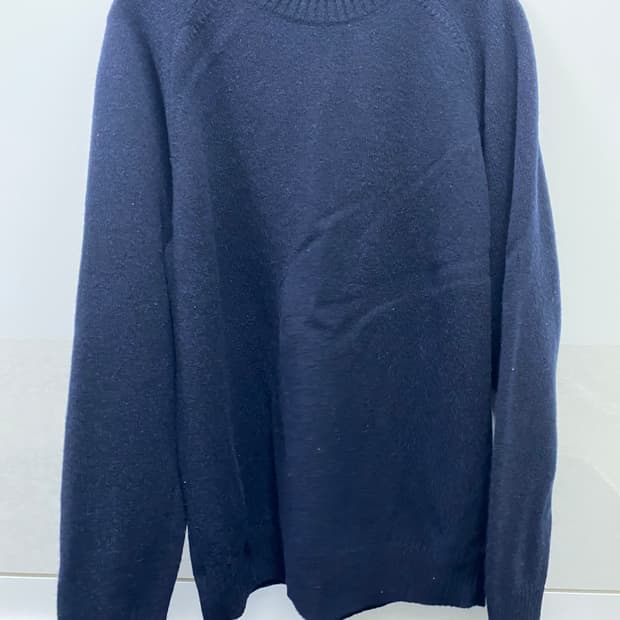 유니클로 램스울 크루넥 스웨터 니트
