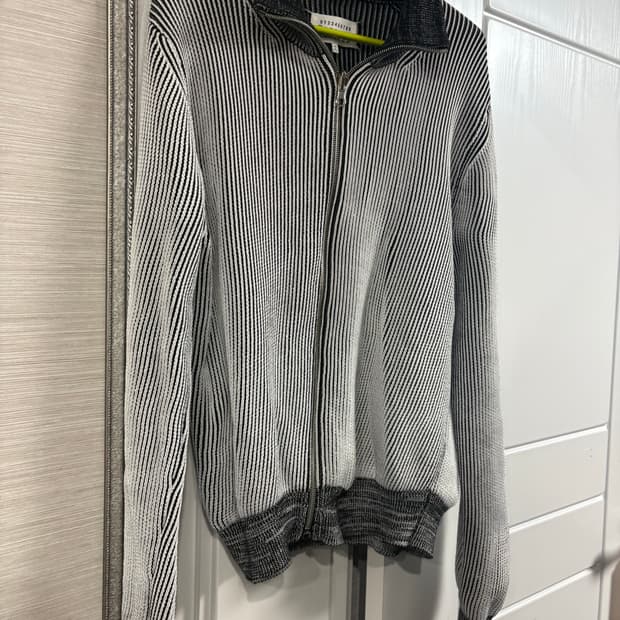 마르지엘라 19ss 니트집업