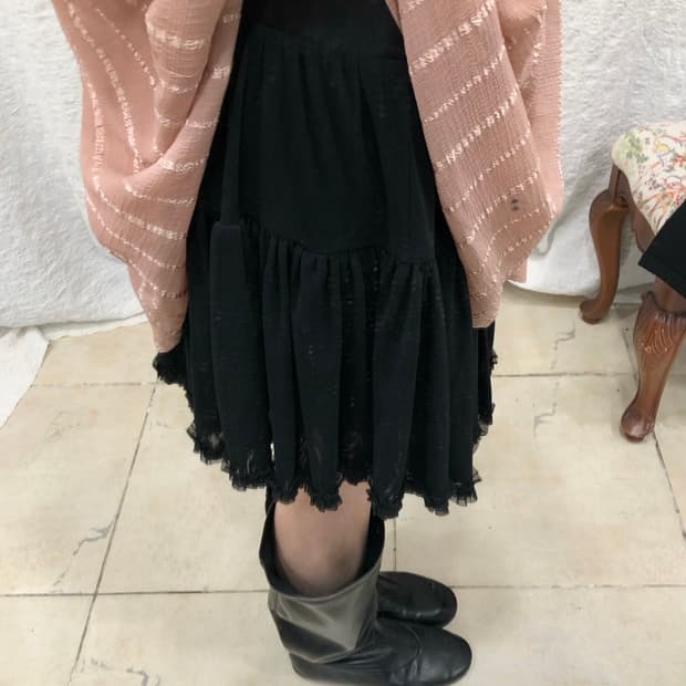 noir ruffle midi skirt