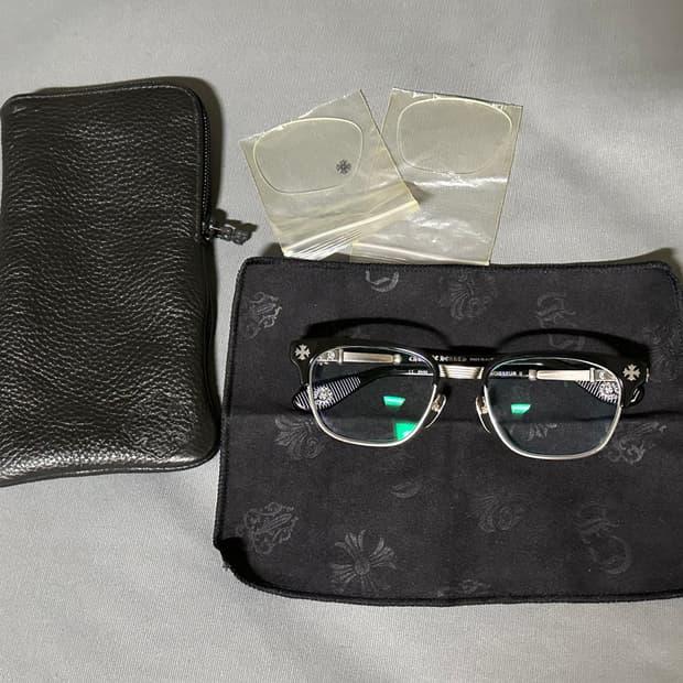 크롬하츠 보넨노이슈어2 블랙/실버