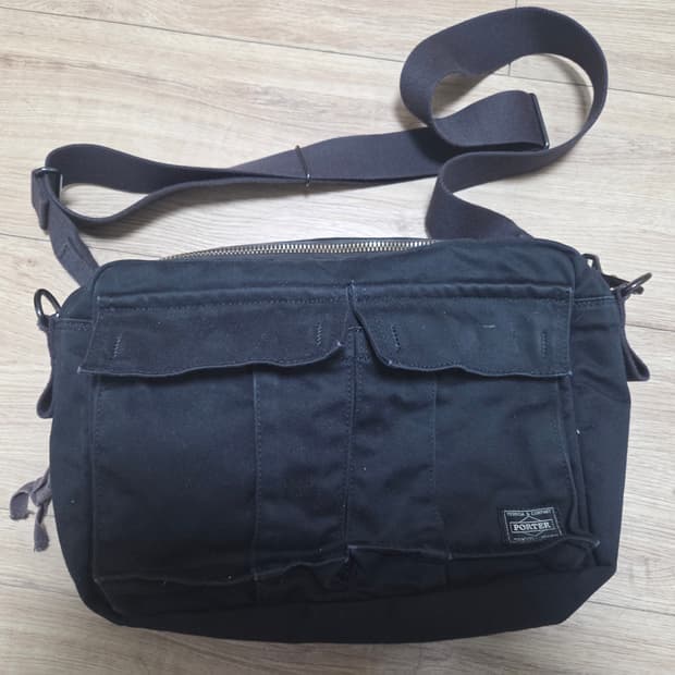 포터 숄더백