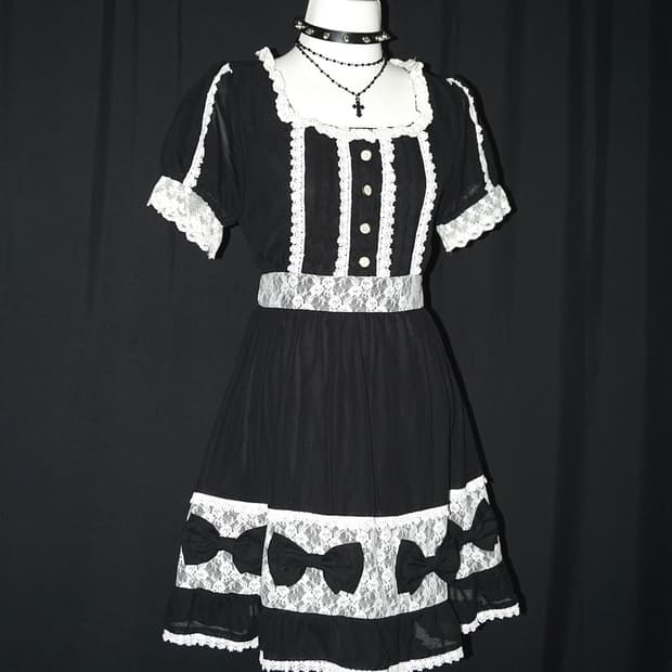 (deary) lace frill dress
