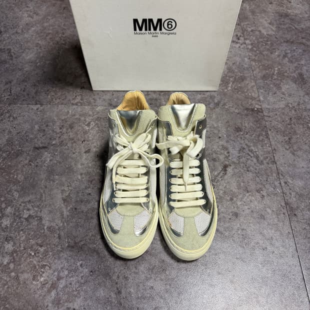 MM6 마르지엘라 스니커즈 230 36 정가 49