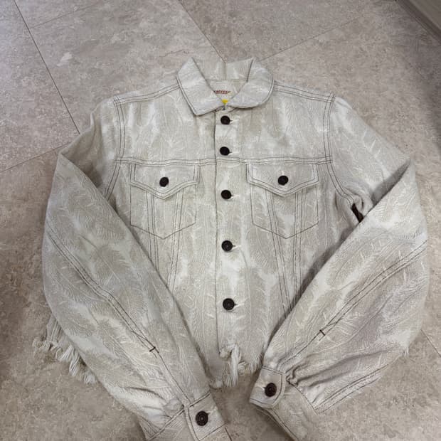 캐피탈 데님자켓