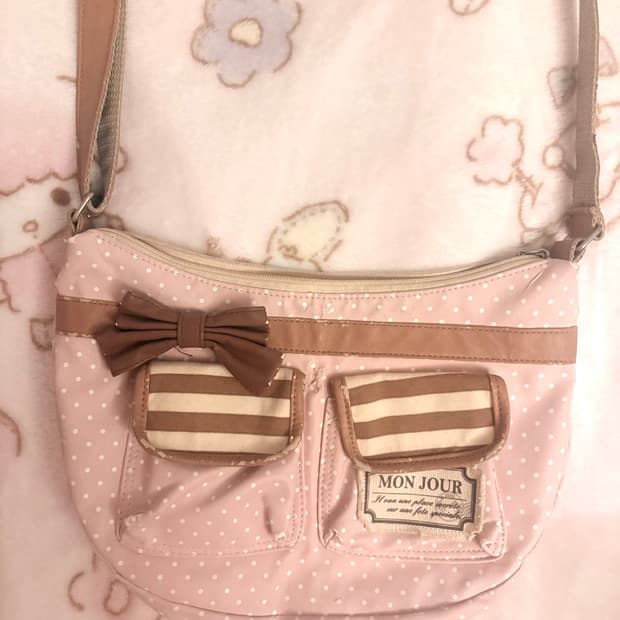 라떼갸루 헤이세이 숄더 크로스 백 딸기초코 갸루